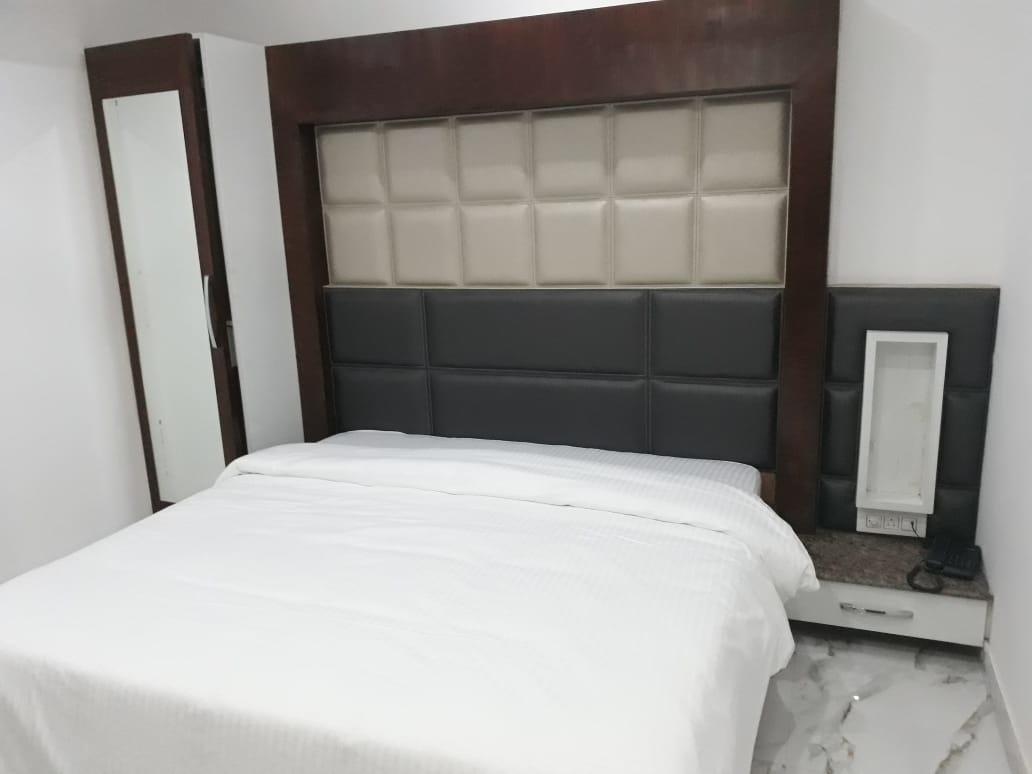 Hotel Neelam Moga 卢迪亚纳 外观 照片